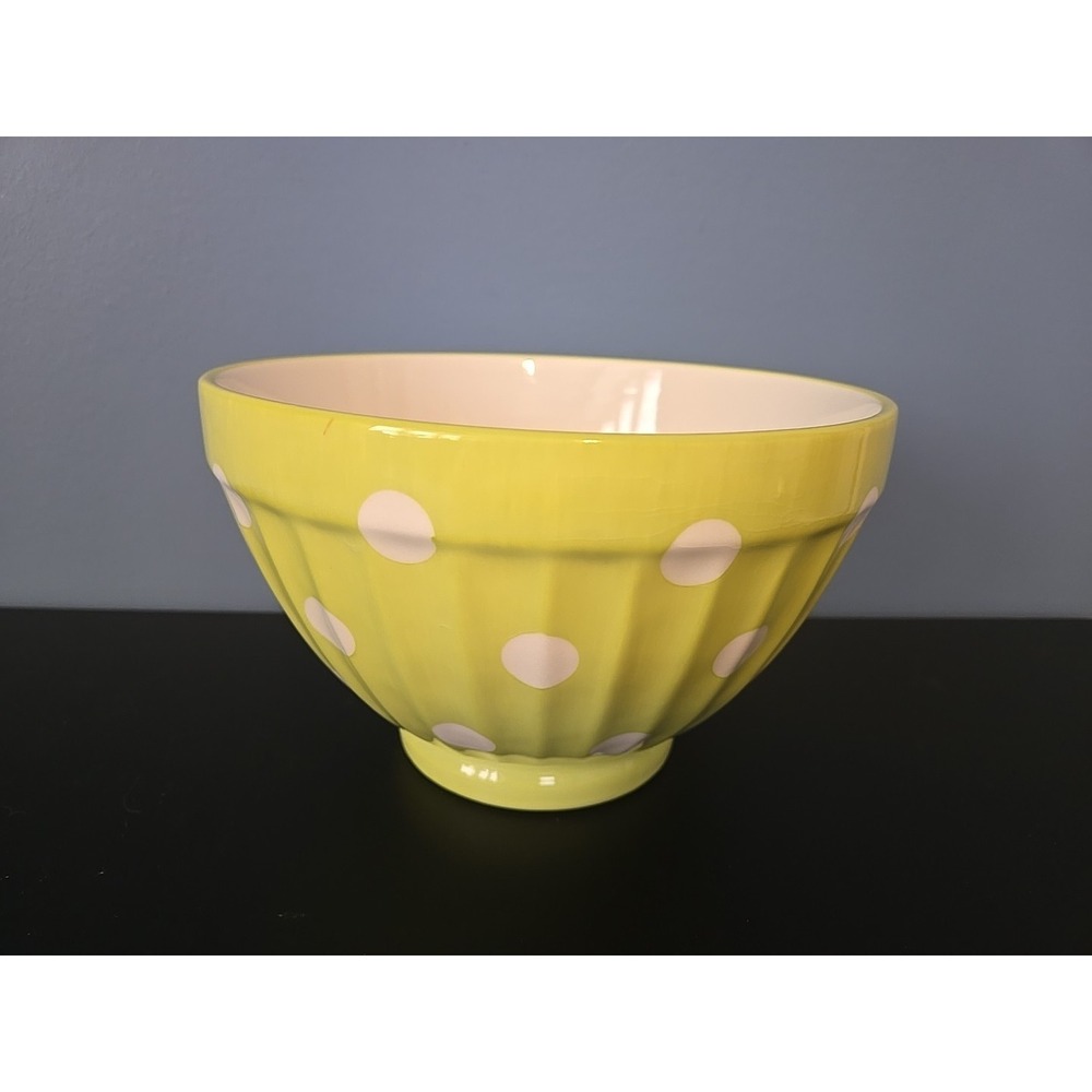 Tag Ceramic Fruit Bowl Lime Green With White Polka Dots‎ 5.2" X 8.5"